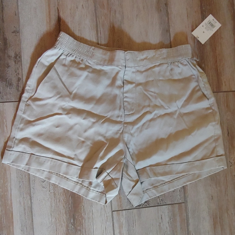 Khaki shorts